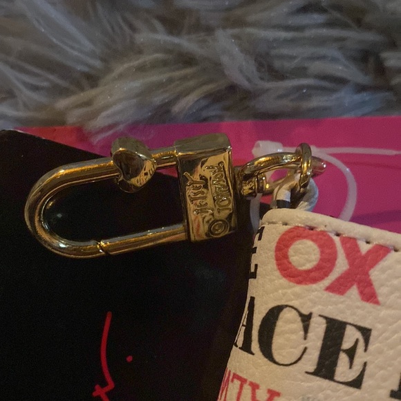 Betsey Johnson Peggable Card carrier Case Wallet NWT - Picture 4 of 5